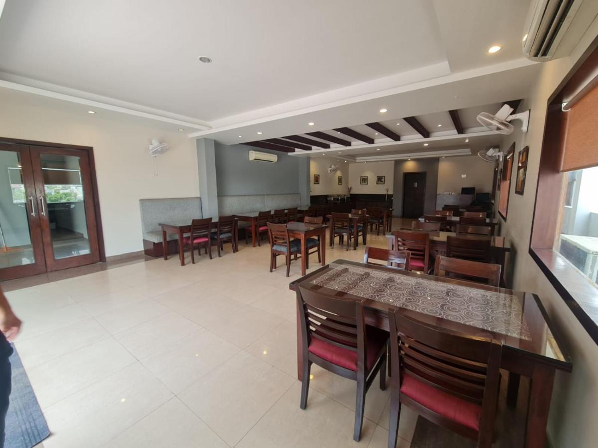 Hotel Lemon Park Haldwāni Extérieur photo