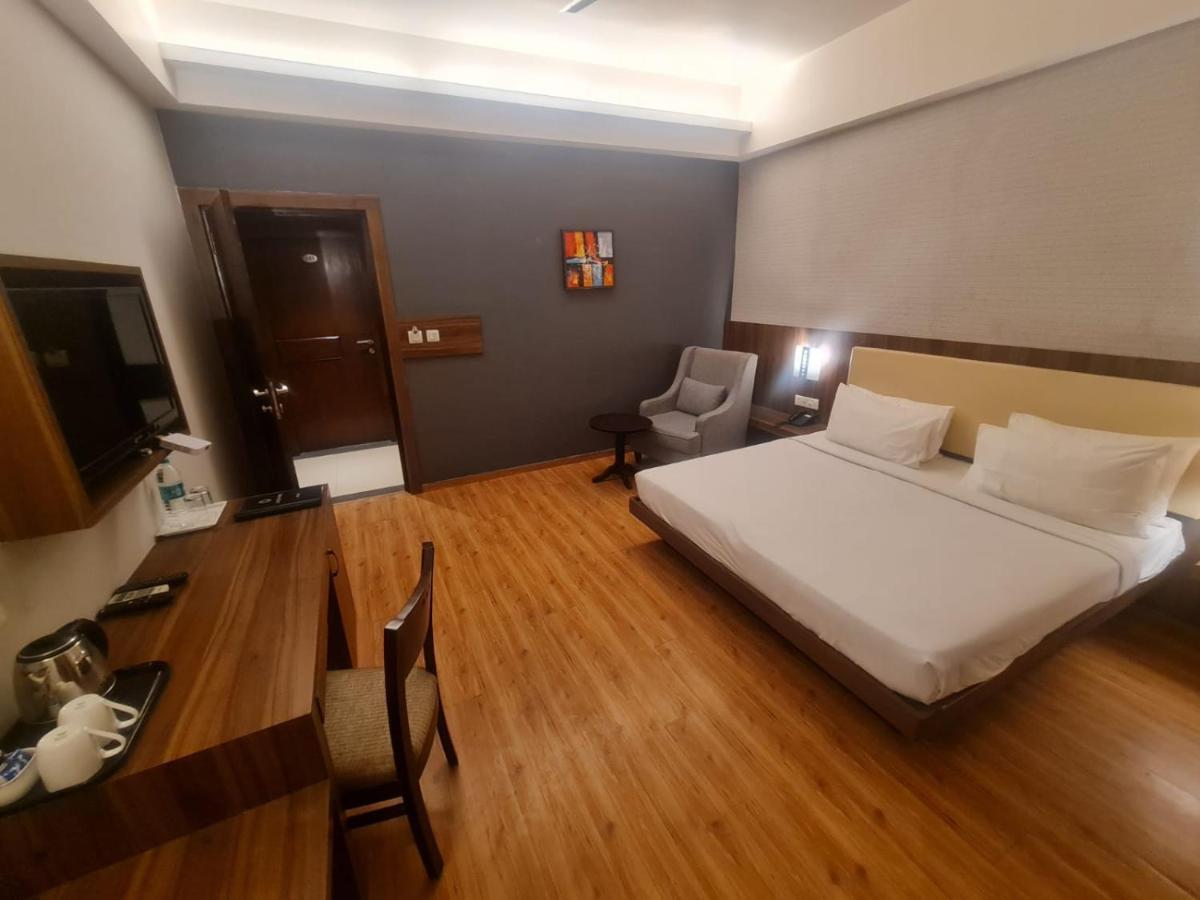 Hotel Lemon Park Haldwāni Extérieur photo
