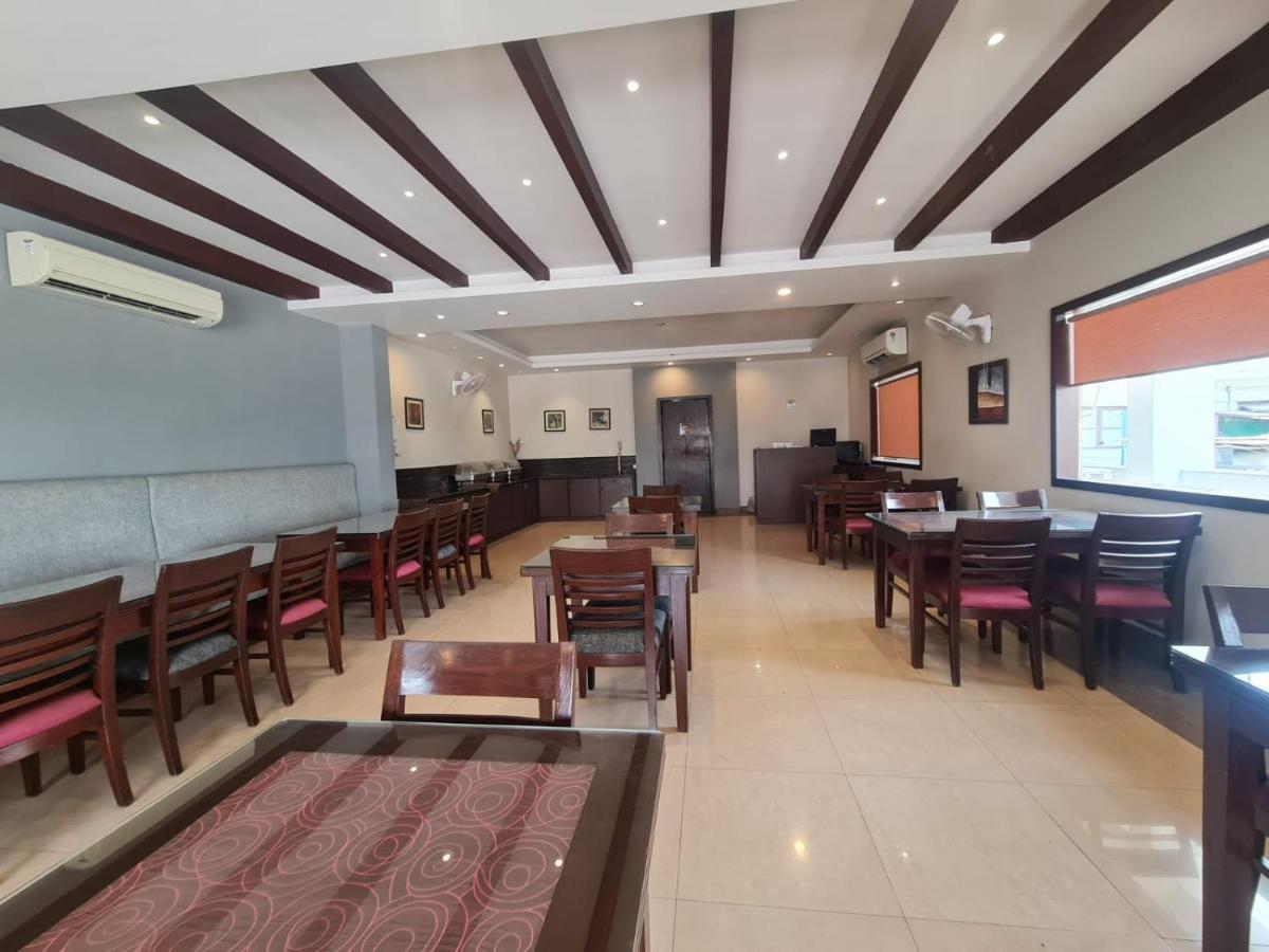 Hotel Lemon Park Haldwāni Extérieur photo